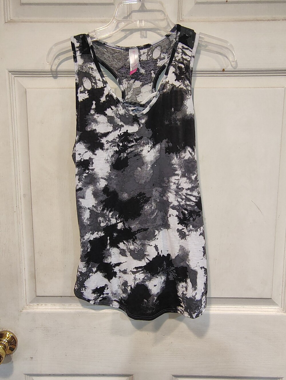No Boundaries Juniors/Women's Size L Black/White Tank